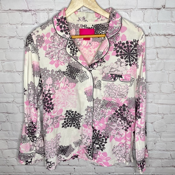 Victoria’s Secret Pink Floral Snowflake Flannel Button Up Pajama Top Small - Picture 2 of 6